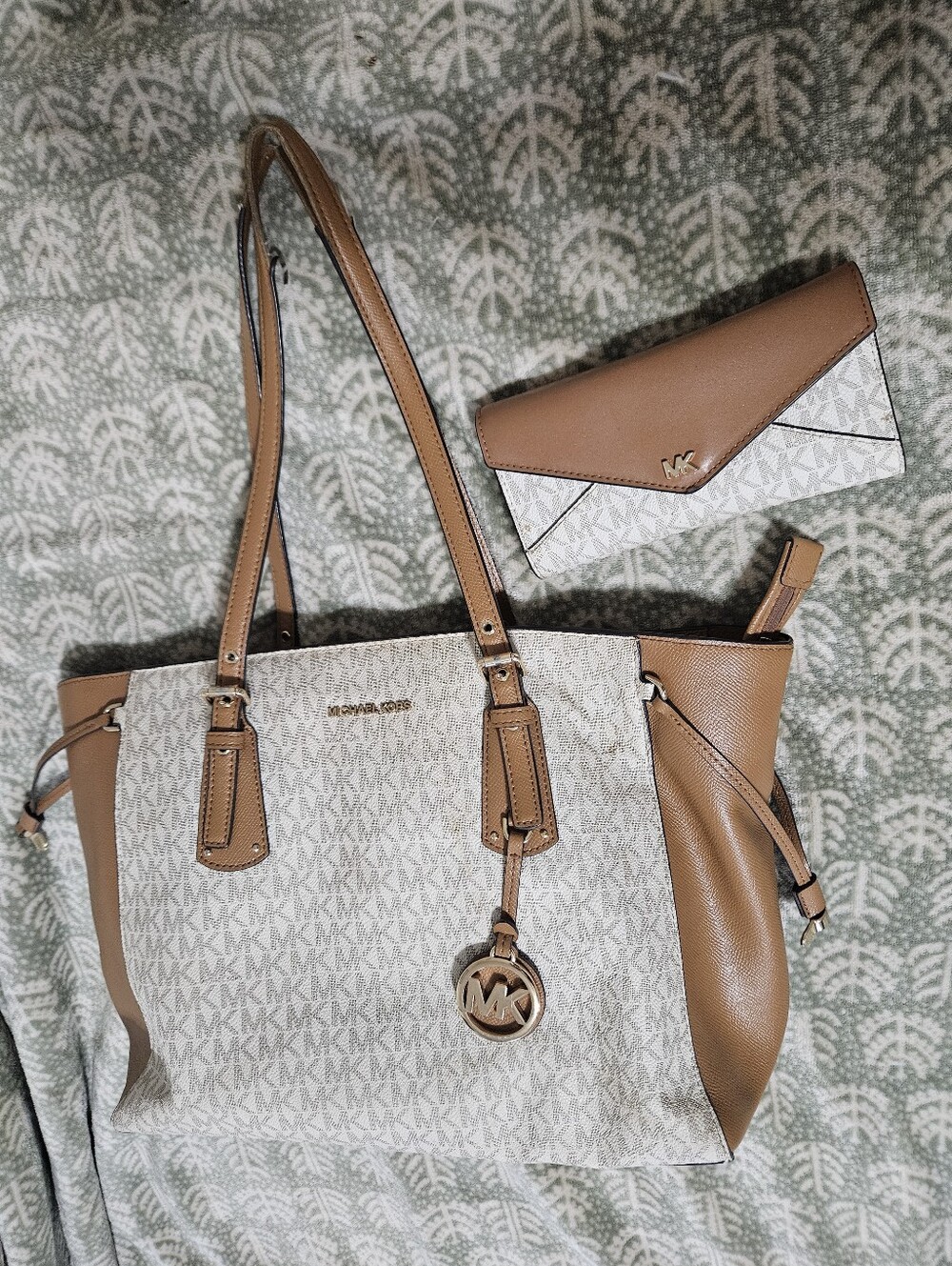 Michael Kors Tan and White Signature Tote with Wallet